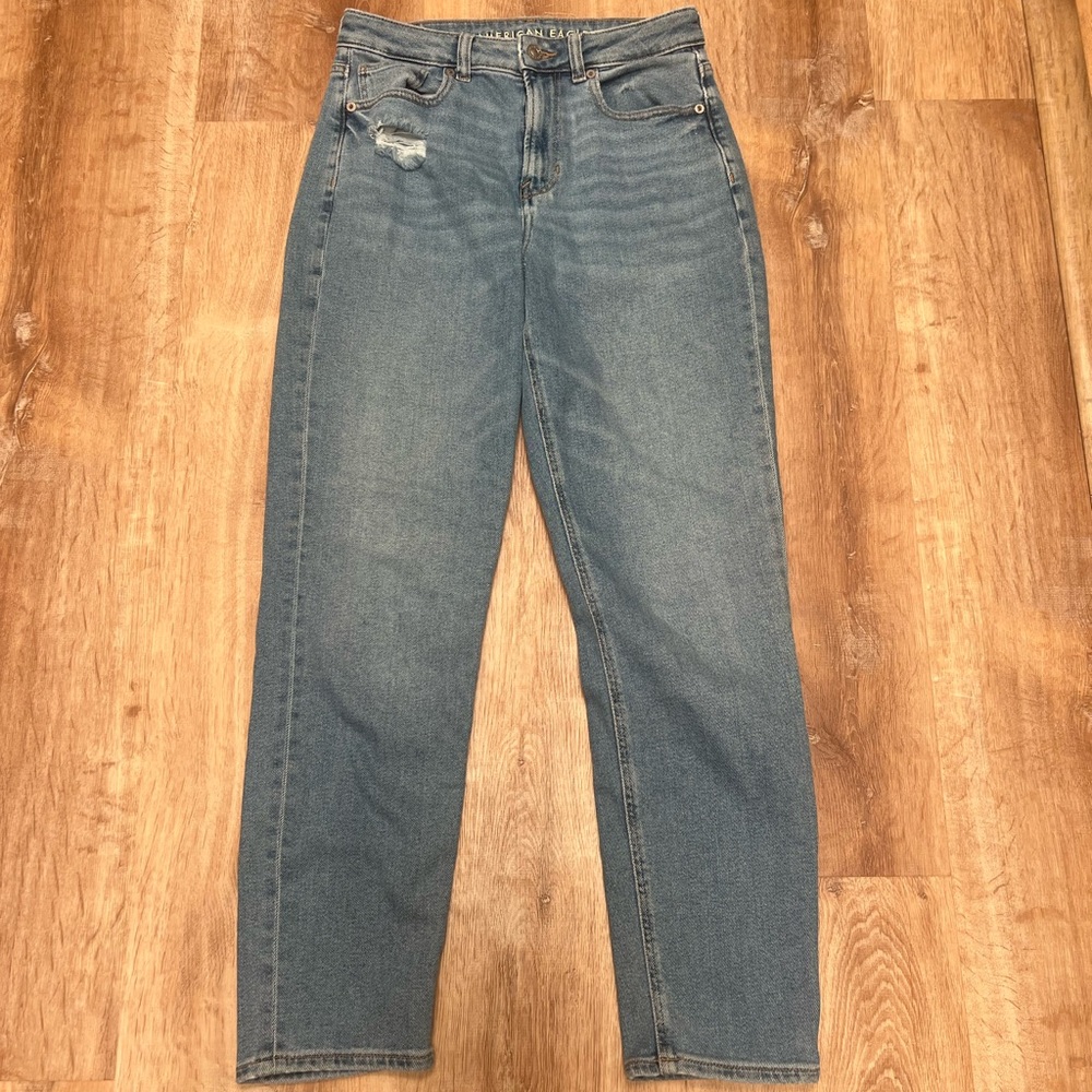 American Eagle Outfitters Light Blue Mom Jeans 4 Regular